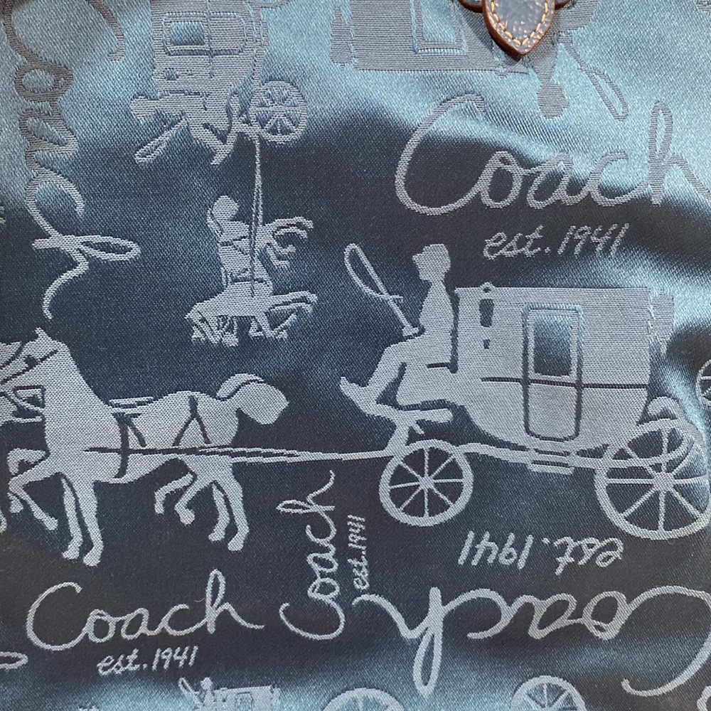 Coach Purse - Picture 6 of 6